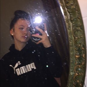 Meet your Posher, Amelia